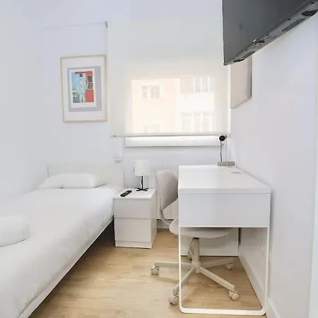 Notel Club - De Diseno En Apartmán Santander